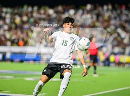Thumbnail 3 in Walnut Grove vs. Southwest (UIL 5A Soccer Division I Final) photogallery.