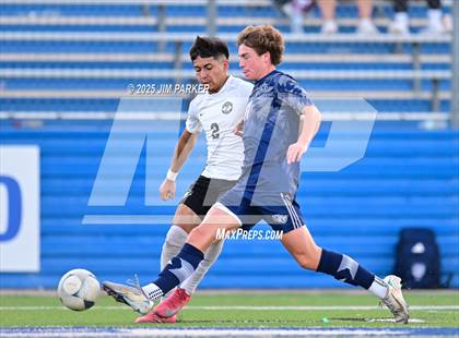 Thumbnail 1 in Walnut Grove vs. Southwest (UIL 5A Soccer Division I Final) photogallery.