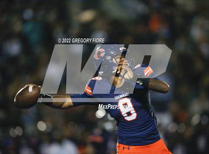 Thumbnail 3 in Notre Dame (SO) @ Chaminade photogallery.