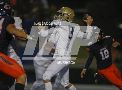 Thumbnail 2 in Notre Dame (SO) @ Chaminade photogallery.