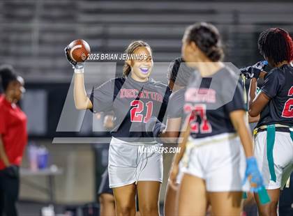 Thumbnail 3 in Decatur vs Grissom photogallery.