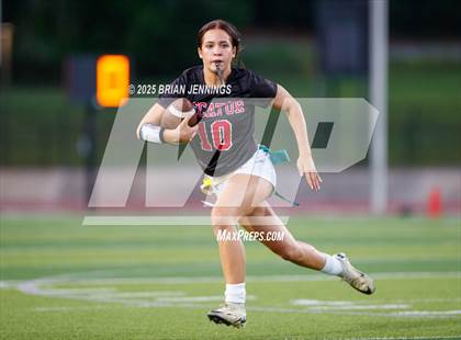 Thumbnail 3 in Decatur vs Grissom photogallery.