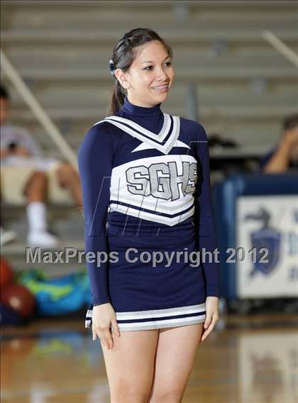 Thumbnail 3 in St. Genevieve vs. Flintridge Prep (CIF SS Playoffs) photogallery.