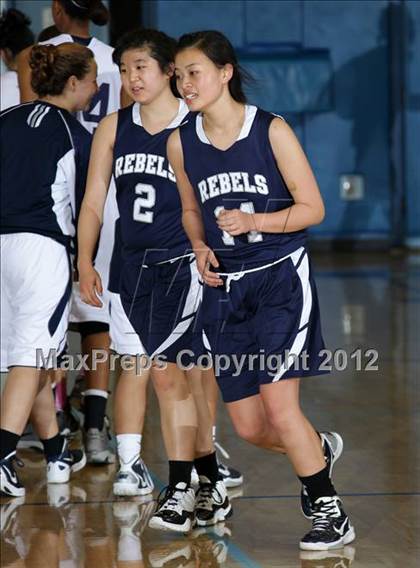 Thumbnail 2 in St. Genevieve vs. Flintridge Prep (CIF SS Playoffs) photogallery.