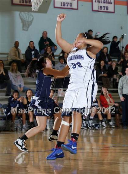 Thumbnail 3 in St. Genevieve vs. Flintridge Prep (CIF SS Playoffs) photogallery.