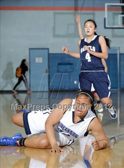 Thumbnail 3 in St. Genevieve vs. Flintridge Prep (CIF SS Playoffs) photogallery.