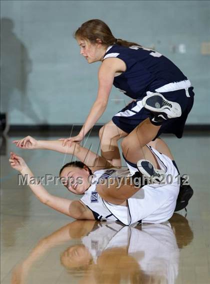Thumbnail 1 in St. Genevieve vs. Flintridge Prep (CIF SS Playoffs) photogallery.