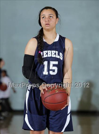 Thumbnail 2 in St. Genevieve vs. Flintridge Prep (CIF SS Playoffs) photogallery.