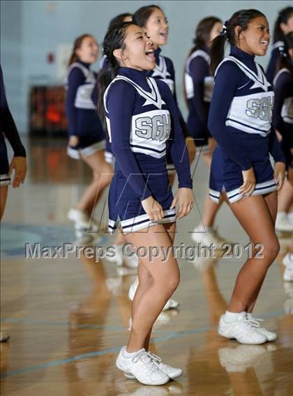 Thumbnail 2 in St. Genevieve vs. Flintridge Prep (CIF SS Playoffs) photogallery.