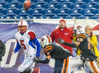 Thumbnail 2 in Natick vs. Beverly (MIAA Division 2A East Final) photogallery.