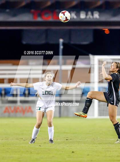Thumbnail 1 in Leigh vs Los Gatos (Avaya High School Series) photogallery.