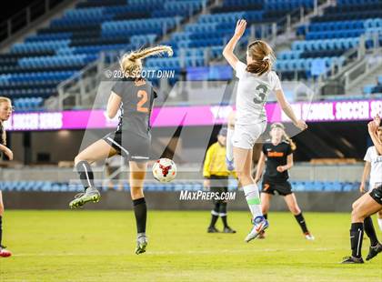 Thumbnail 3 in Leigh vs Los Gatos (Avaya High School Series) photogallery.