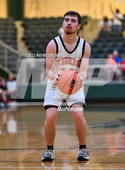 Thumbnail 2 in Tatum @ Commerce (UIL 3A Region 2 Semifinal) photogallery.