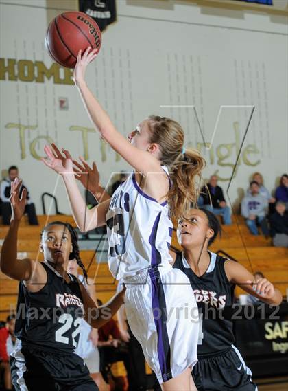 Thumbnail 3 in Rangeview vs. Arvada West photogallery.