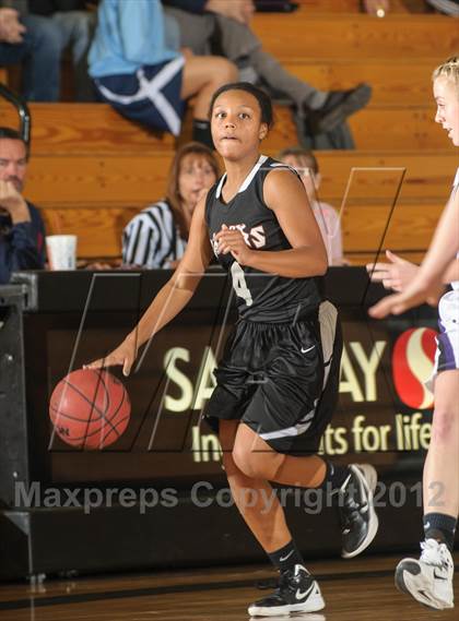 Thumbnail 2 in Rangeview vs. Arvada West photogallery.