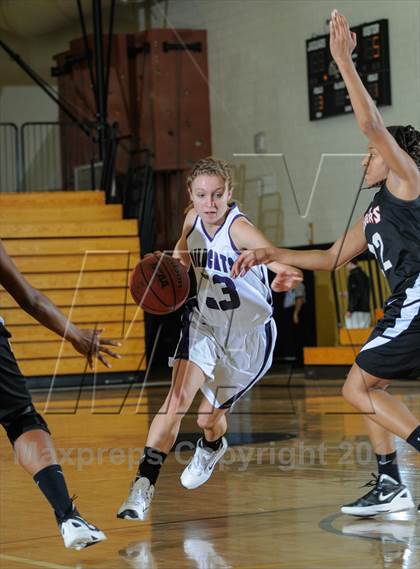 Thumbnail 2 in Rangeview vs. Arvada West photogallery.