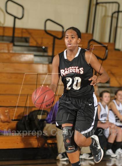 Thumbnail 1 in Rangeview vs. Arvada West photogallery.
