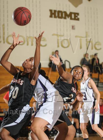 Thumbnail 1 in Rangeview vs. Arvada West photogallery.