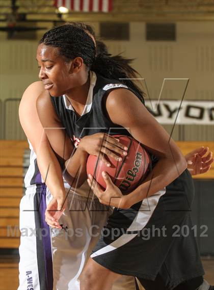 Thumbnail 2 in Rangeview vs. Arvada West photogallery.