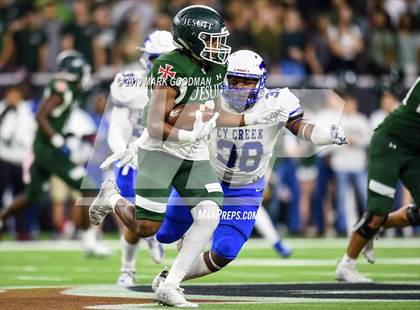 Thumbnail 2 in Cypress Creek vs Strake Jesuit (UIL 6A Regional Playoff) photogallery.
