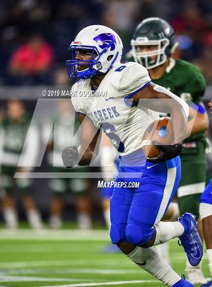 Thumbnail 1 in Cypress Creek vs Strake Jesuit (UIL 6A Regional Playoff) photogallery.