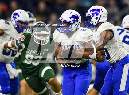 Thumbnail 3 in Cypress Creek vs Strake Jesuit (UIL 6A Regional Playoff) photogallery.