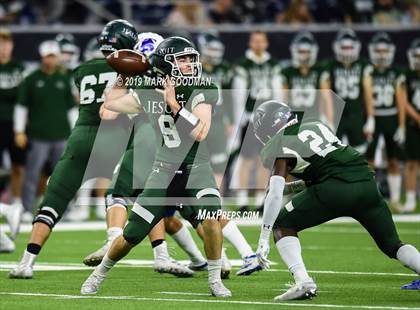 Thumbnail 3 in Cypress Creek vs Strake Jesuit (UIL 6A Regional Playoff) photogallery.