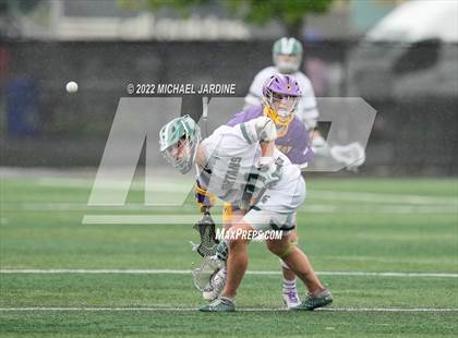 Thumbnail 2 in Issaquah vs. Skyline (WIAA 4A Final) photogallery.