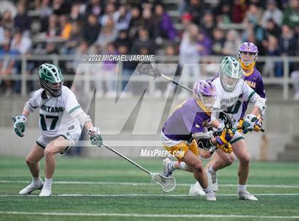 Thumbnail 2 in Issaquah vs. Skyline (WIAA 4A Final) photogallery.