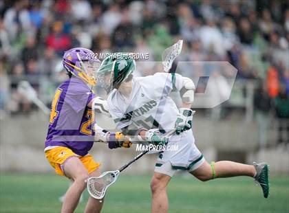 Thumbnail 2 in Issaquah vs. Skyline (WIAA 4A Final) photogallery.