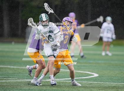 Thumbnail 3 in Issaquah vs. Skyline (WIAA 4A Final) photogallery.
