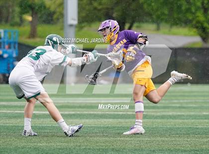 Thumbnail 2 in Issaquah vs. Skyline (WIAA 4A Final) photogallery.