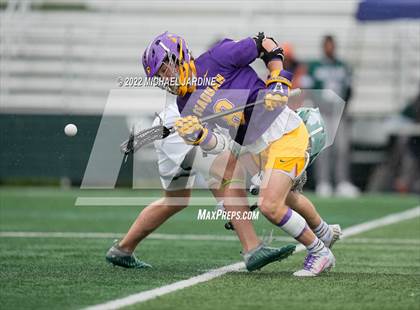 Thumbnail 3 in Issaquah vs. Skyline (WIAA 4A Final) photogallery.