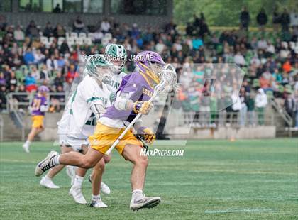 Thumbnail 3 in Issaquah vs. Skyline (WIAA 4A Final) photogallery.