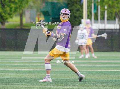 Thumbnail 2 in Issaquah vs. Skyline (WIAA 4A Final) photogallery.
