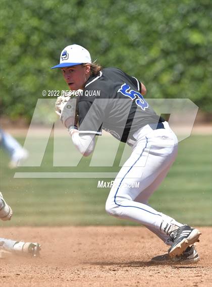 Thumbnail 2 in La Jolla Country Day vs. Horizon (Diamond National Classic) photogallery.