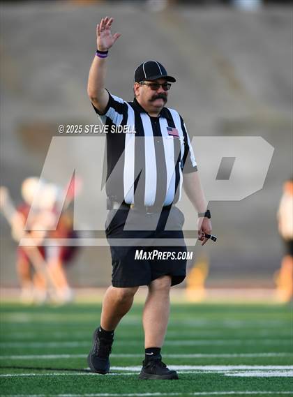 Thumbnail 2 in Point Loma @ Santana (CIFSD D1 Round 1) photogallery.