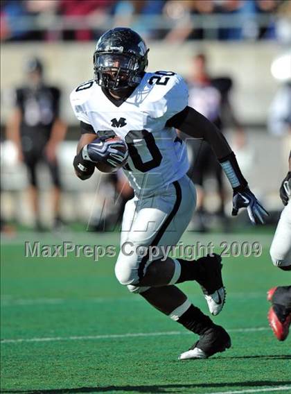 Thumbnail 1 in Martin vs. Trinity (Teaxs 5A Region I D1 Playoffs) photogallery.