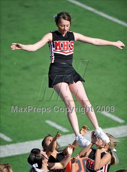 Thumbnail 2 in Martin vs. Trinity (Teaxs 5A Region I D1 Playoffs) photogallery.