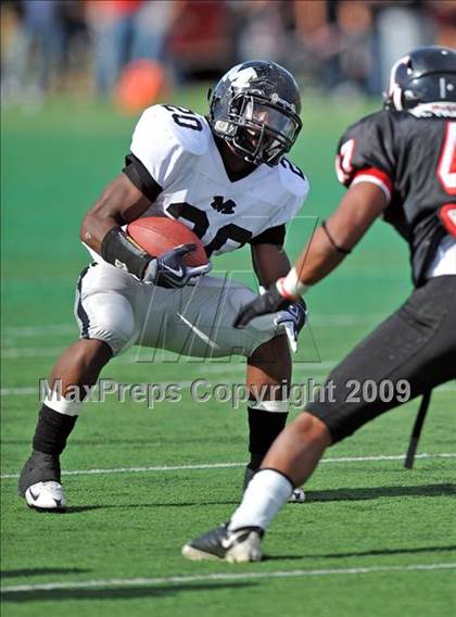 Thumbnail 1 in Martin vs. Trinity (Teaxs 5A Region I D1 Playoffs) photogallery.