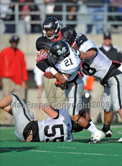 Thumbnail 1 in Martin vs. Trinity (Teaxs 5A Region I D1 Playoffs) photogallery.
