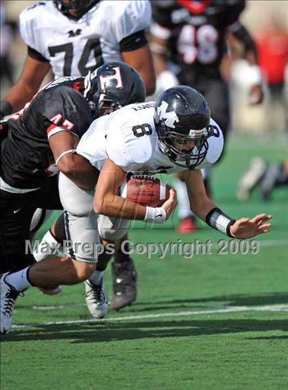 Thumbnail 3 in Martin vs. Trinity (Teaxs 5A Region I D1 Playoffs) photogallery.