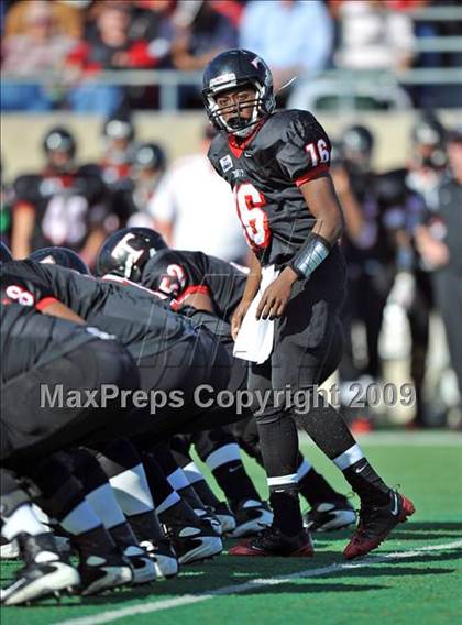 Thumbnail 3 in Martin vs. Trinity (Teaxs 5A Region I D1 Playoffs) photogallery.
