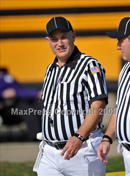 Thumbnail 2 in Martin vs. Trinity (Teaxs 5A Region I D1 Playoffs) photogallery.