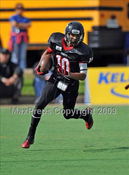 Thumbnail 1 in Martin vs. Trinity (Teaxs 5A Region I D1 Playoffs) photogallery.