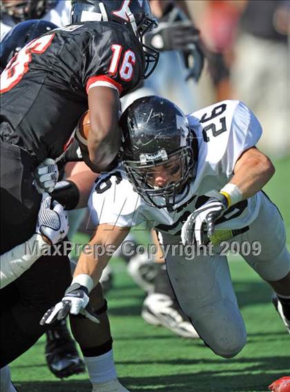 Thumbnail 3 in Martin vs. Trinity (Teaxs 5A Region I D1 Playoffs) photogallery.