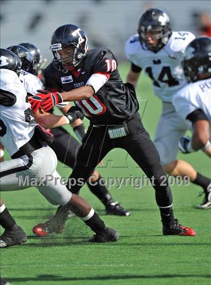 Thumbnail 1 in Martin vs. Trinity (Teaxs 5A Region I D1 Playoffs) photogallery.