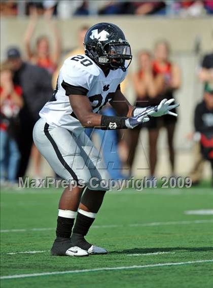 Thumbnail 1 in Martin vs. Trinity (Teaxs 5A Region I D1 Playoffs) photogallery.