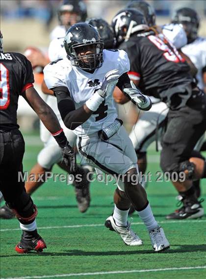 Thumbnail 3 in Martin vs. Trinity (Teaxs 5A Region I D1 Playoffs) photogallery.