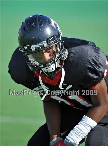 Thumbnail 3 in Martin vs. Trinity (Teaxs 5A Region I D1 Playoffs) photogallery.